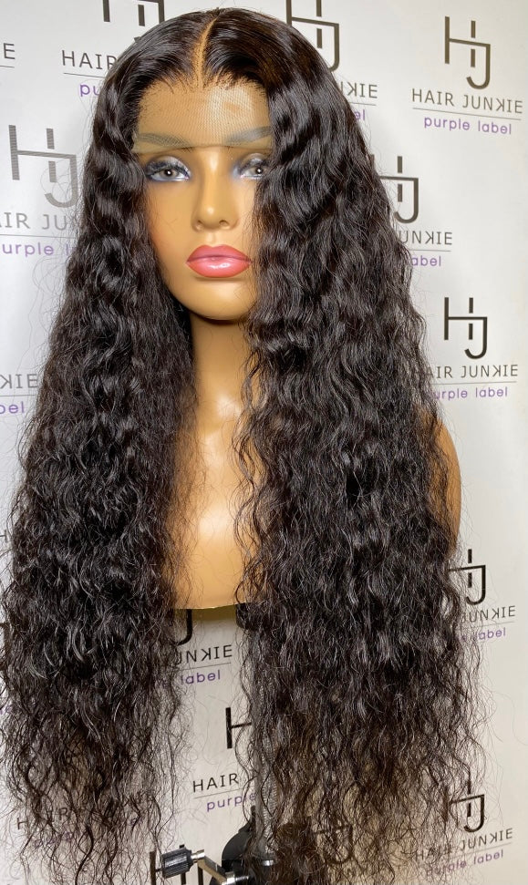 ITALIAN WAVE 4X4 CLOSURE WIG 200 DENSITY