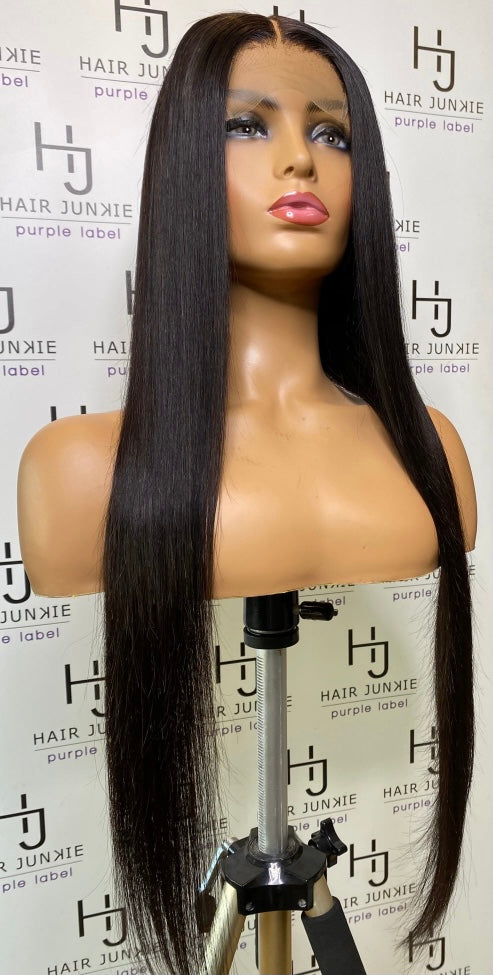 STRAIGHT 4X4 CLOSURE WIG 200 DENSITY