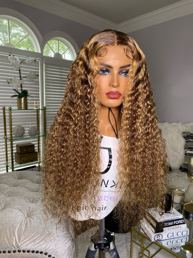 26” 4X4 Transparent Closure Hawaiian Wave, Highlight Wig